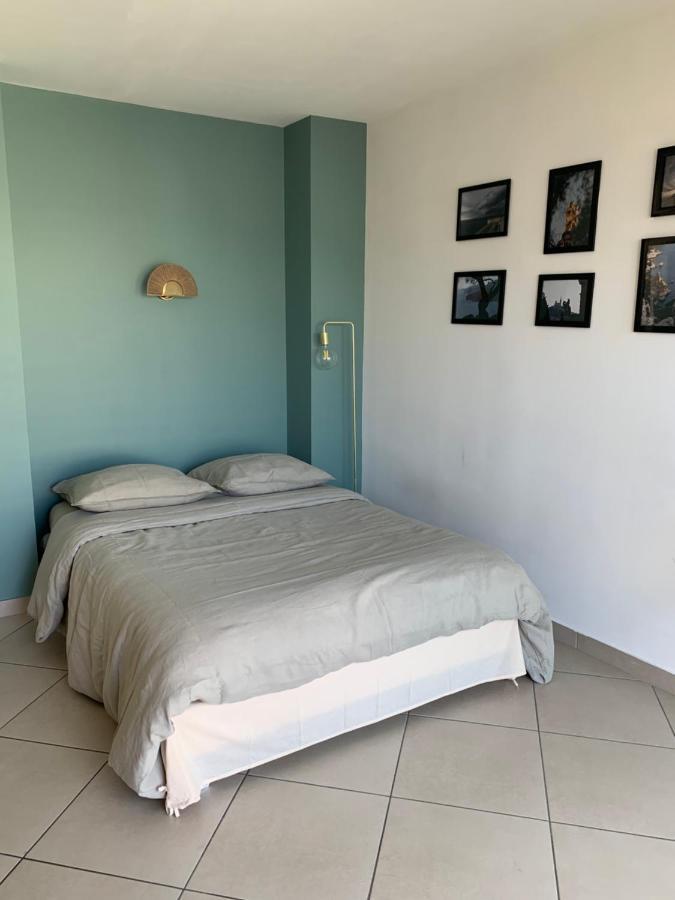 מרסיי Joli Studio Proche Quartier Timone Climatise מראה חיצוני תמונה